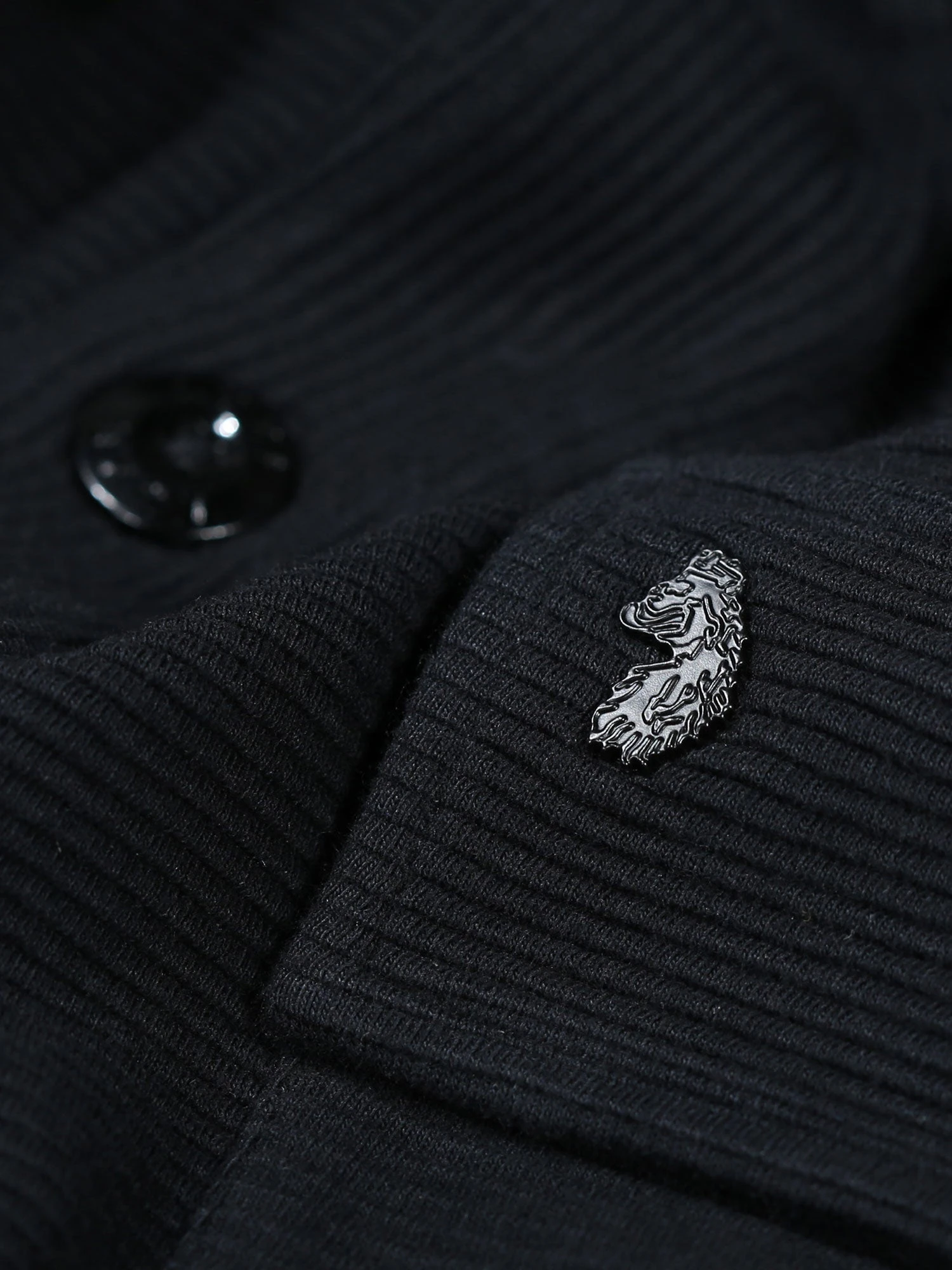 CRIBBS CAUSEWAY BUTTON THROUGH SWEAT CARDIGAN 7 CRIBBS CAUSEWAY BUTTON THROUGH SWEAT CARDIGAN - Image 7